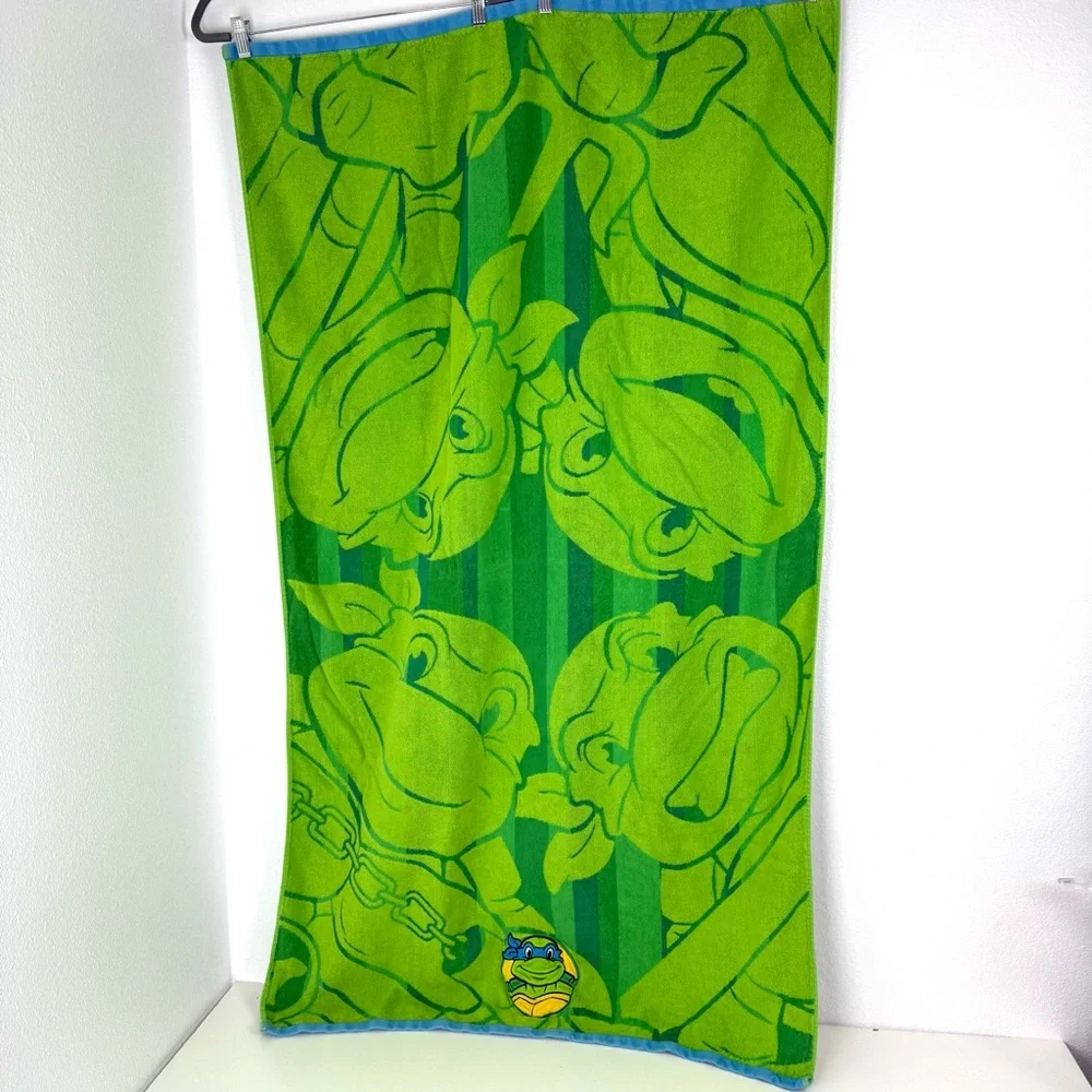 Nickelodeon Green Teenage Mutant Ninja Turtles Leonardo Beach Towel